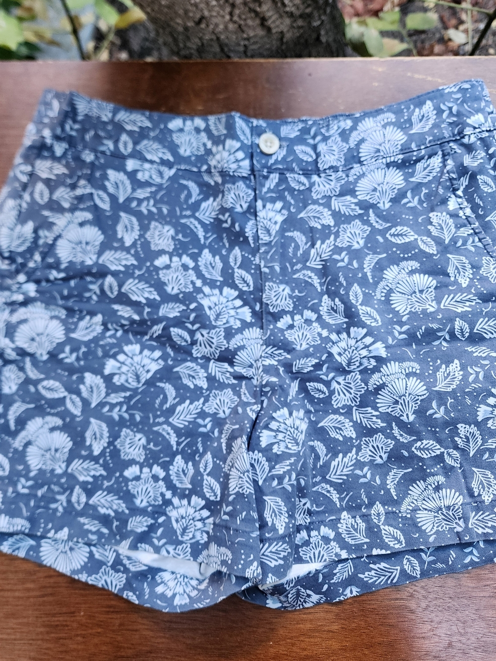 Jachs Girlfriend Blue Floral Stretch Satin Chino Shorts Elastic Waist Size [L]